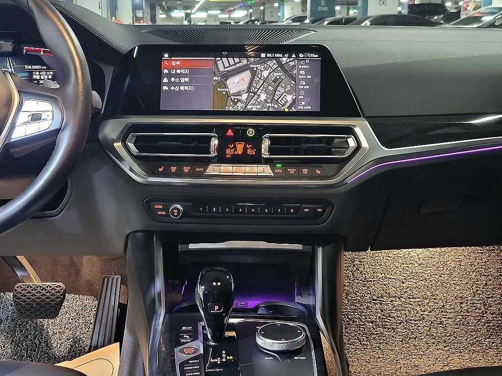 BMW 3시리즈 3시리즈 (G20) 320i 투어링 M 스포츠 이미지 11