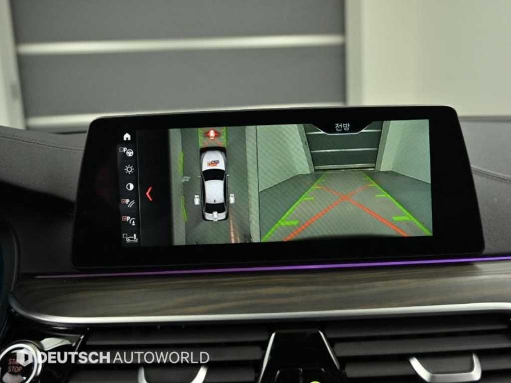 BMW 5시리즈 5시리즈 (G30) 530i M 스포츠 플러스 이미지 15