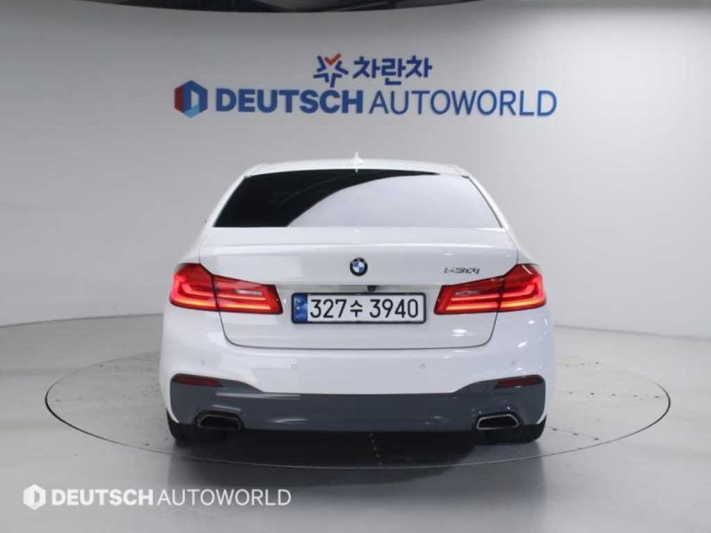 BMW 5시리즈 5시리즈 (G30) 530i M 스포츠 플러스 이미지 4