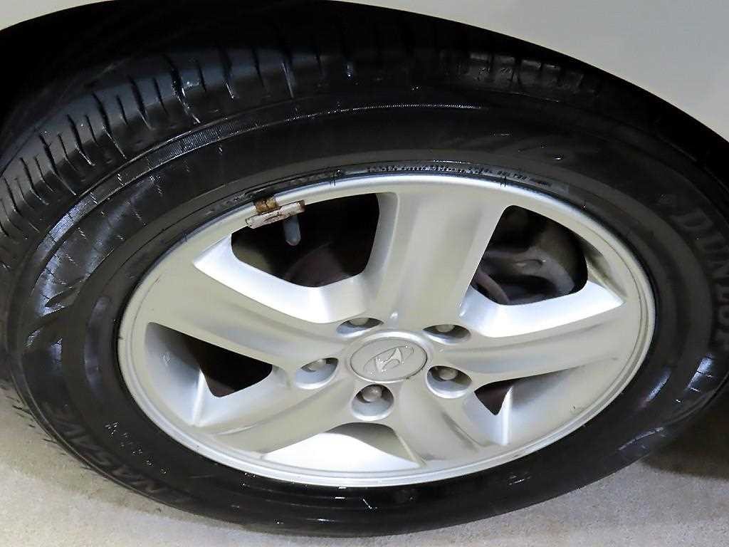 현대 i30 i30 CW 1.6 VVT 디럭스 이미지 16