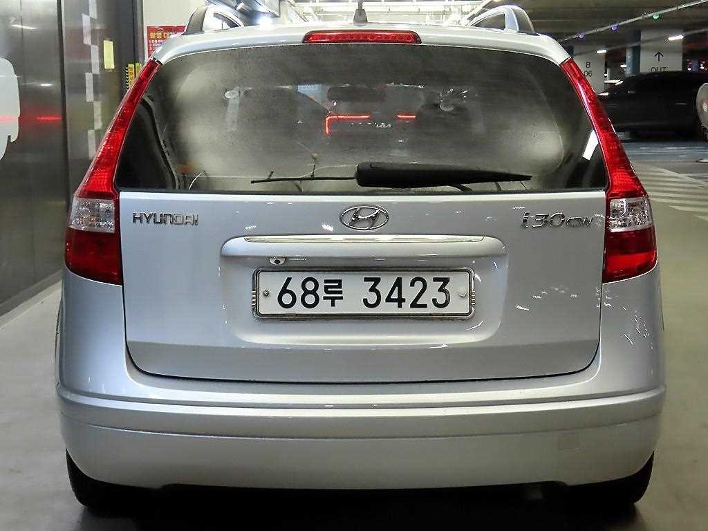현대 i30 i30 CW 1.6 VVT 디럭스 이미지 5