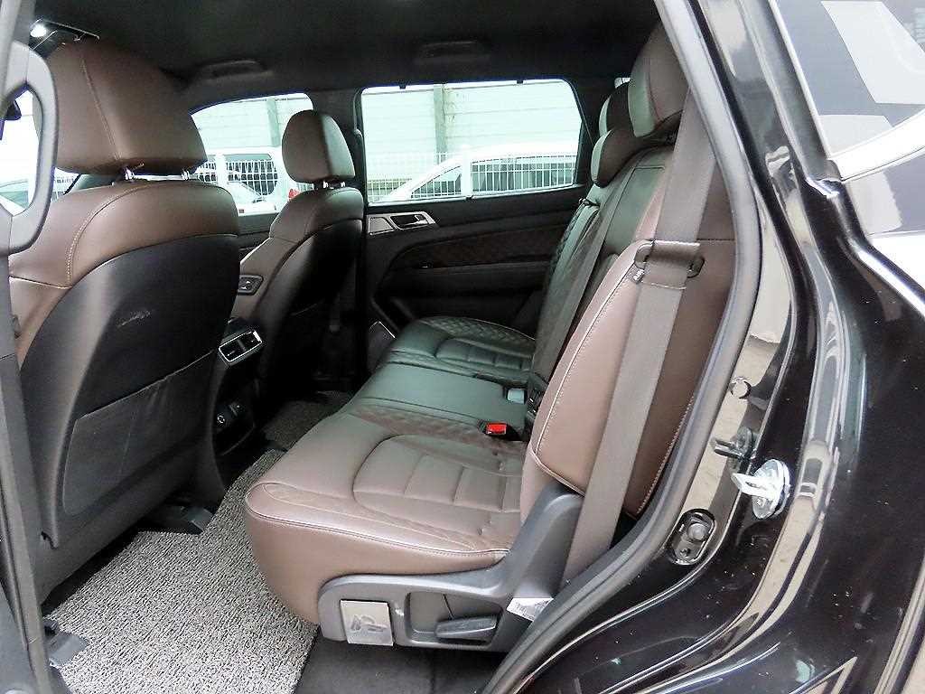 KG모빌리티(쌍용) 렉스턴 올 뉴 렉스턴 (Y450) 디젤 2.2 4WD 마스터 이미지 6