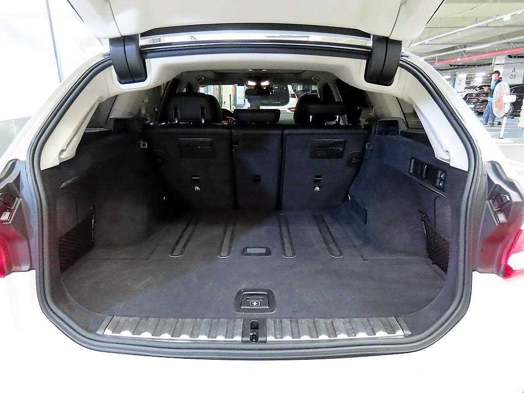 BMW 3시리즈 3시리즈 (G20) 320i 투어링 럭셔리 이미지 17
