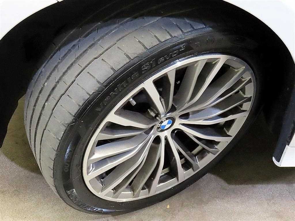 BMW 3시리즈 3시리즈 (G20) 320i 투어링 럭셔리 이미지 20