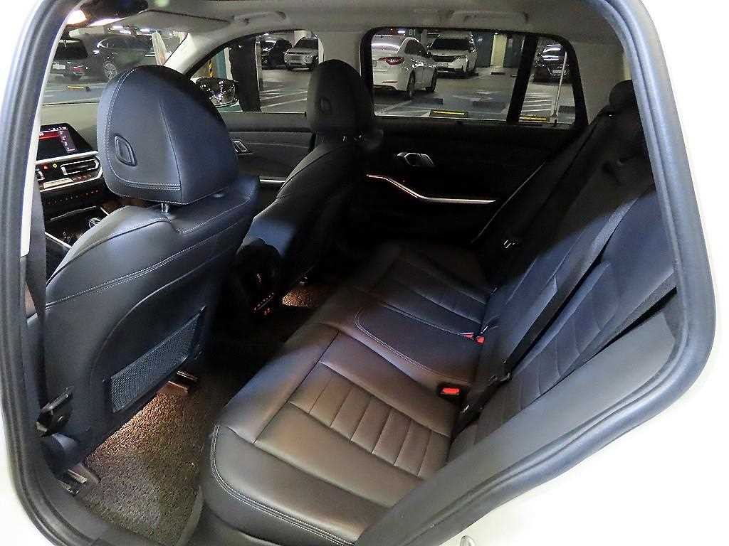 BMW 3시리즈 3시리즈 (G20) 320i 투어링 럭셔리 이미지 7