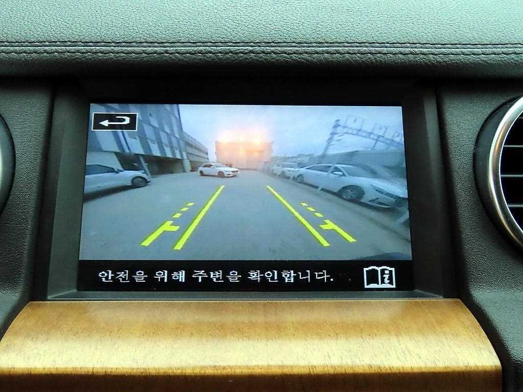 랜드로버 디스커버리 디스커버리4 3.0 SDV6 SE 이미지 15