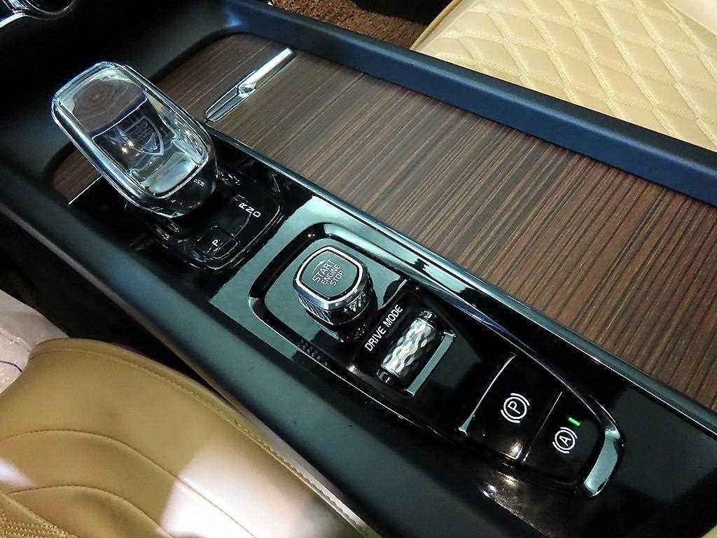 볼보 S60 S60(3세대) B5 인스크립션 이미지 12