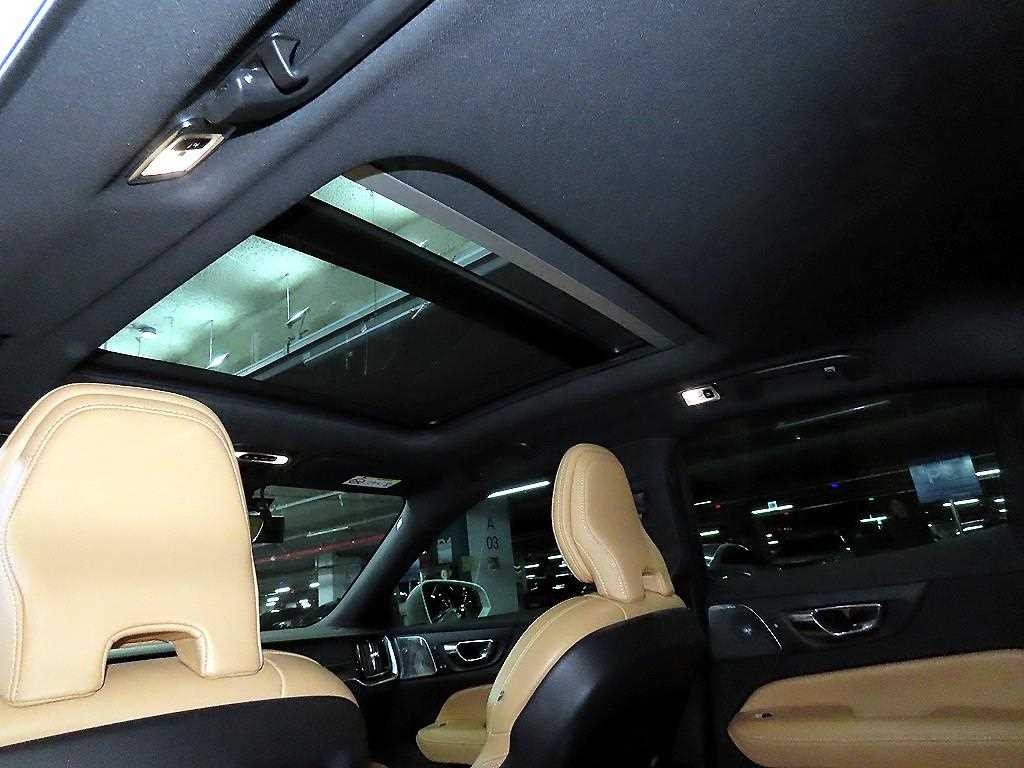 볼보 S60 S60(3세대) B5 인스크립션 이미지 17