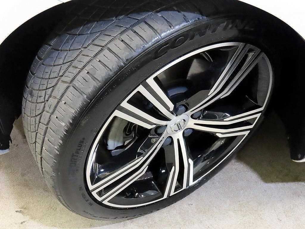 볼보 S60 S60(3세대) B5 인스크립션 이미지 20