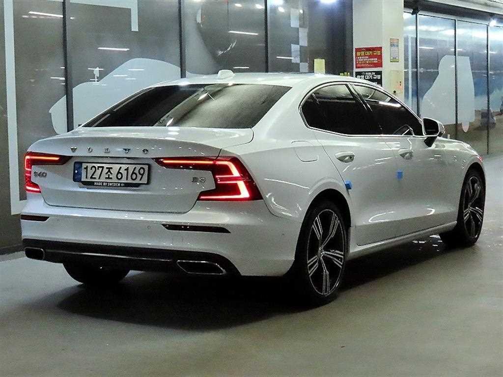 볼보 S60 S60(3세대) B5 인스크립션 이미지 4