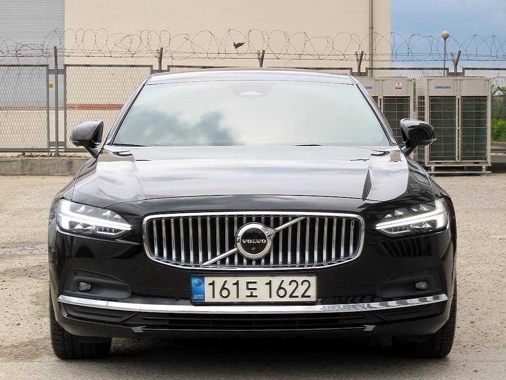 볼보 S90 B5 인스크립션 이미지 1