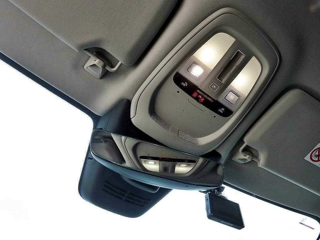 볼보 S90 B5 인스크립션 이미지 15