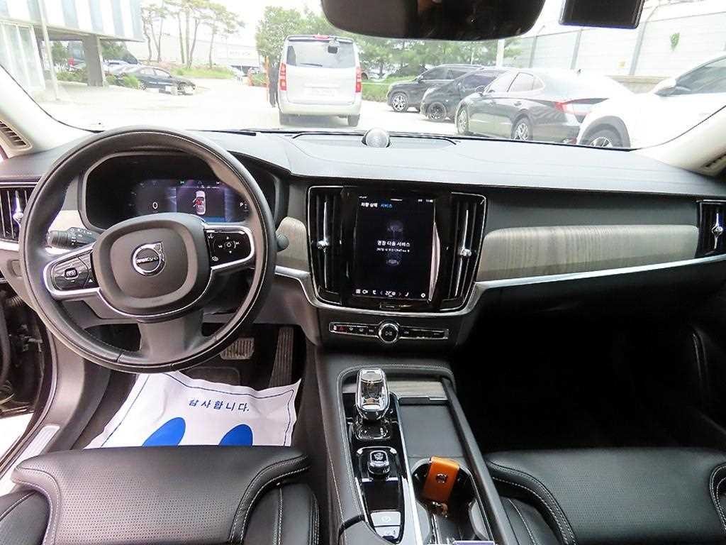 볼보 S90 B5 인스크립션 이미지 7