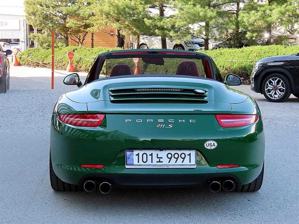 포르쉐 911 카레라 카브리올레 이미지 4