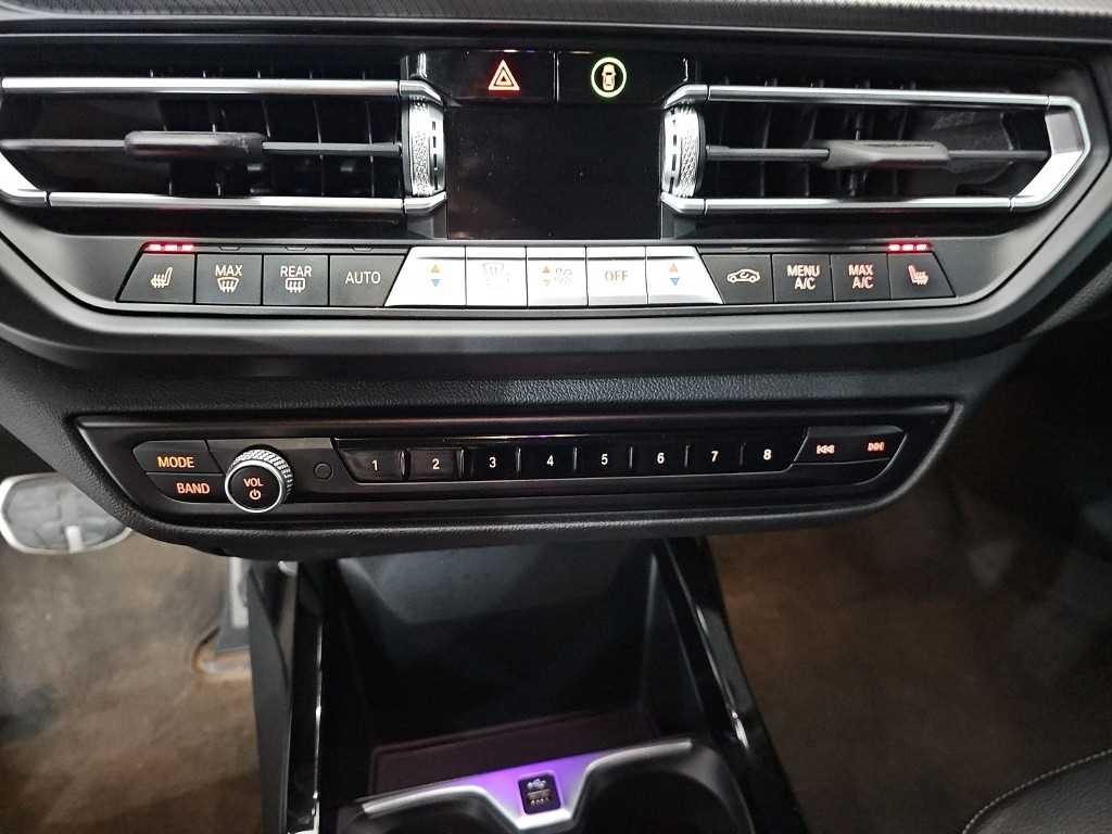 BMW 1시리즈 1시리즈 (F40) 120i M 스포츠 이미지 10
