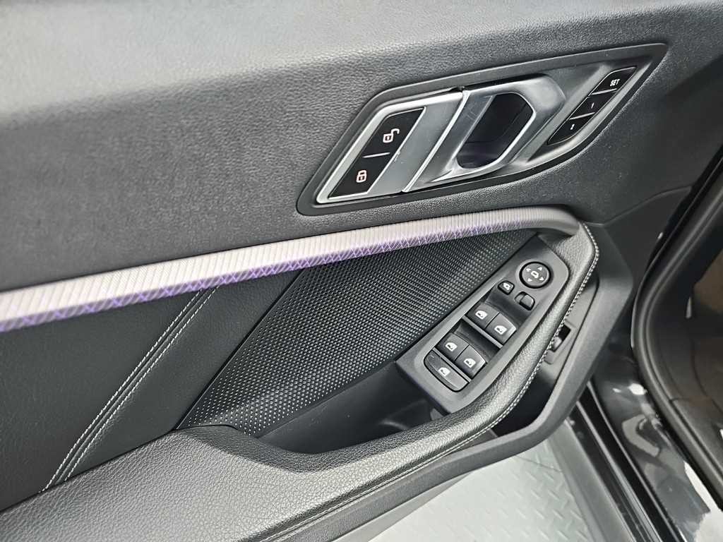 BMW 1시리즈 1시리즈 (F40) 120i M 스포츠 이미지 16