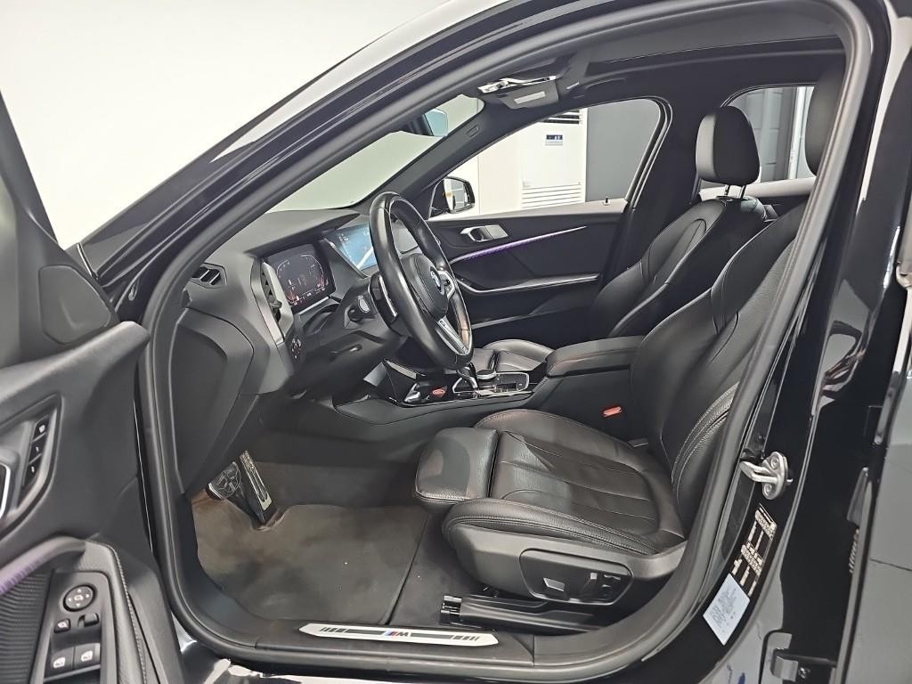BMW 1시리즈 1시리즈 (F40) 120i M 스포츠 이미지 31