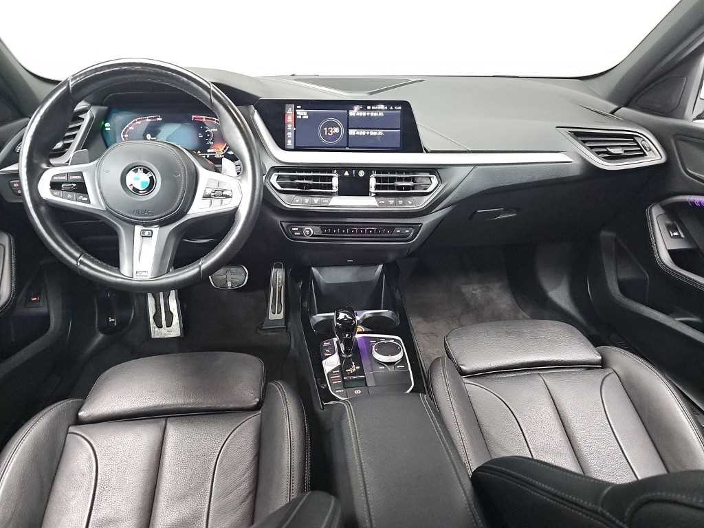 BMW 1시리즈 1시리즈 (F40) 120i M 스포츠 이미지 7