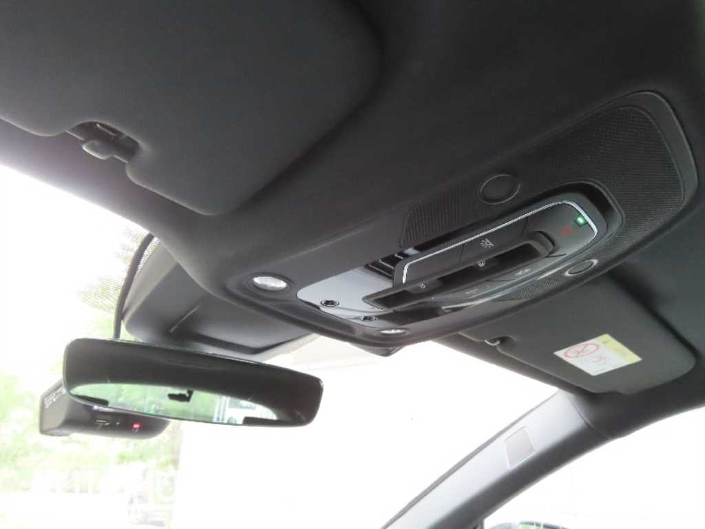 아우디 Q8 55 TFSI 콰트로 프리미엄 이미지 11