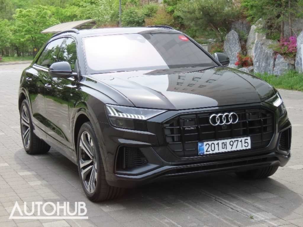 아우디 Q8 55 TFSI 콰트로 프리미엄 이미지 2