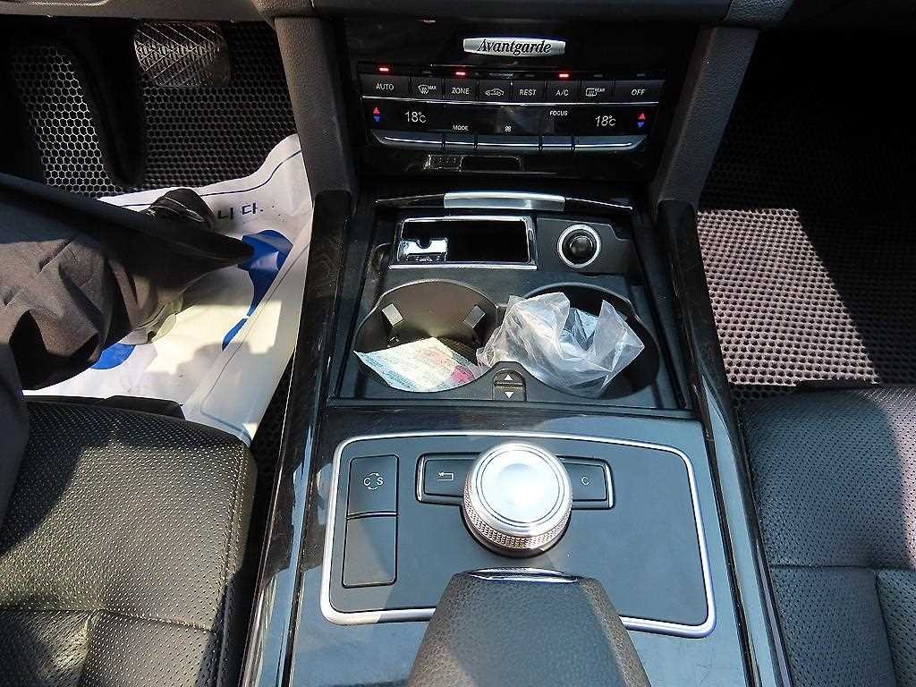 벤츠 E 클래스 E-클래스 W212 E350 이미지 12