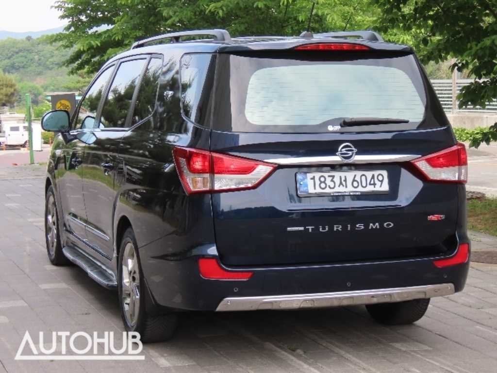 KG모빌리티(쌍용) 코란도 코란도투리스모 4WD 익스트림 9인승 이미지 4