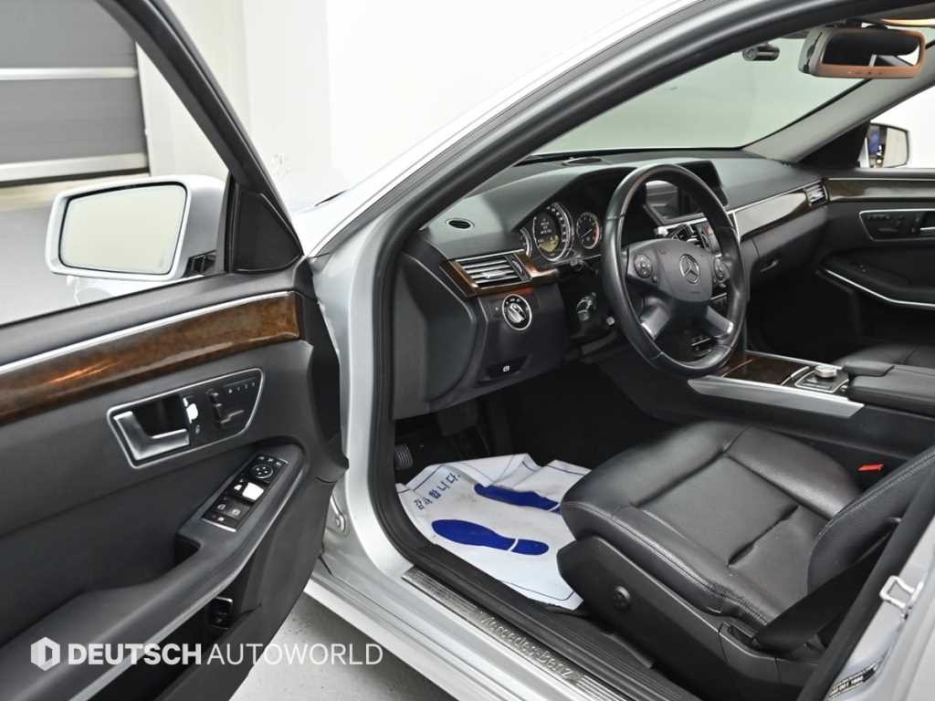 벤츠 E 클래스 E-클래스 W212 E200 CGI 이미지 11