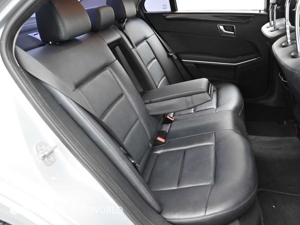벤츠 E 클래스 E-클래스 W212 E200 CGI 이미지 12