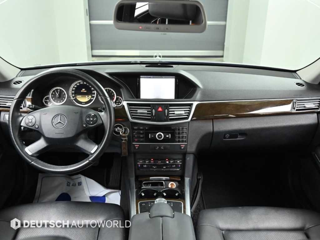 벤츠 E 클래스 E-클래스 W212 E200 CGI 이미지 7