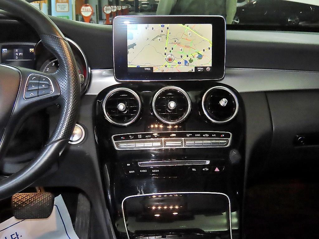 벤츠 C 클래스 C클래스 W205 C200 아방가르드 이미지 11
