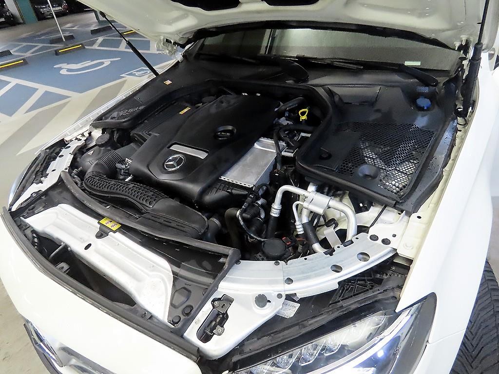 벤츠 C 클래스 C클래스 W205 C200 아방가르드 이미지 19