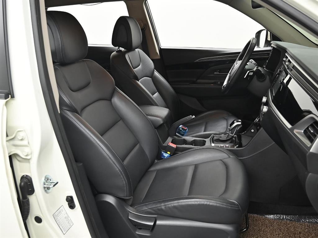 KG모빌리티(쌍용) 코란도 뷰티풀코란도 2WD 디젤 1.6 C5 이미지 10