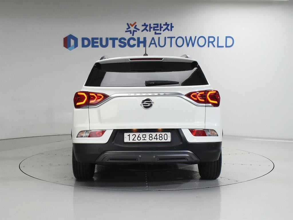 KG모빌리티(쌍용) 코란도 뷰티풀코란도 2WD 디젤 1.6 C5 이미지 4