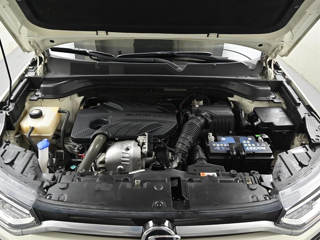 KG모빌리티(쌍용) 코란도 뷰티풀코란도 2WD 디젤 1.6 C5 이미지 5