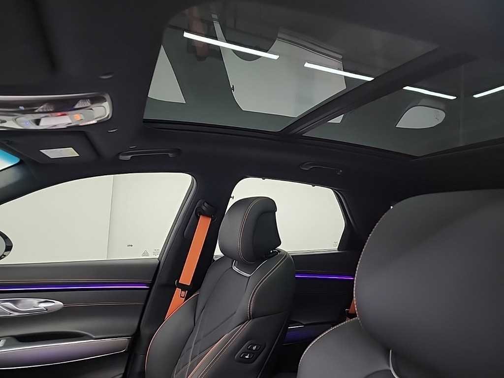 제네시스 GV70 2.5T 가솔린 AWD 스포츠 이미지 15