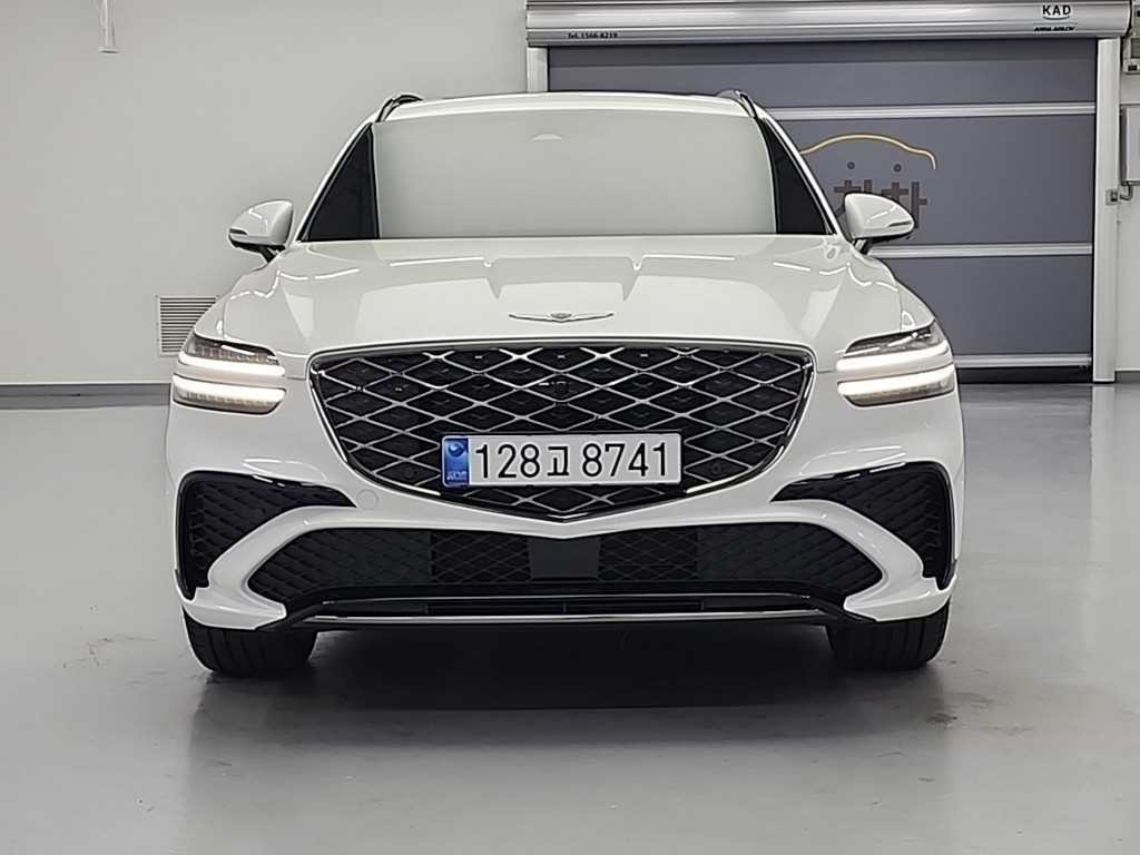 제네시스 GV70 2.5T 가솔린 AWD 스포츠 이미지 2