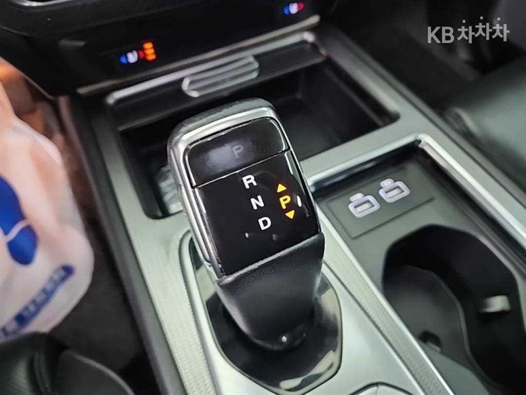 KG모빌리티(쌍용) 렉스턴 올 뉴 렉스턴 (Y450) 디젤 2.2 2WD 프레스티지 이미지 7