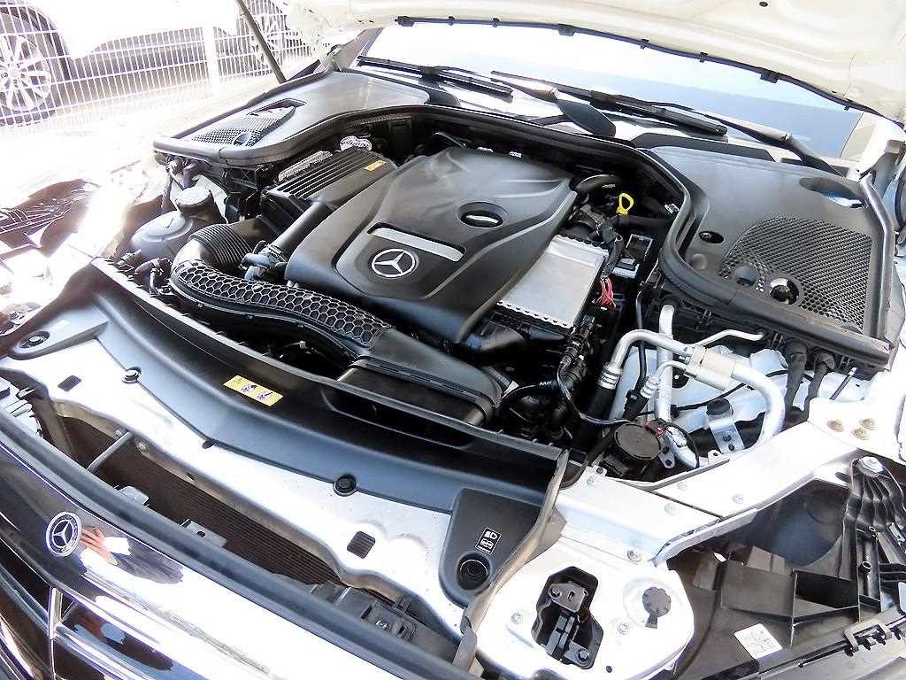 벤츠 E 클래스 E-클래스 W213 E300 4MATIC 익스클루시브 이미지 19