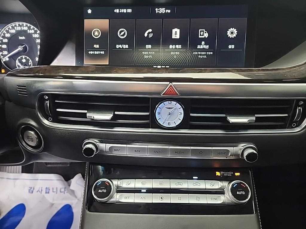 제네시스 G90 3.8 GDI 럭셔리 이미지 10