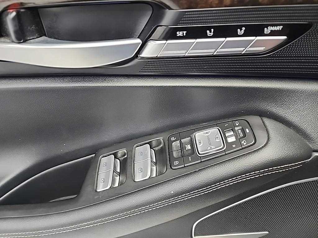 제네시스 G90 3.8 GDI 럭셔리 이미지 18