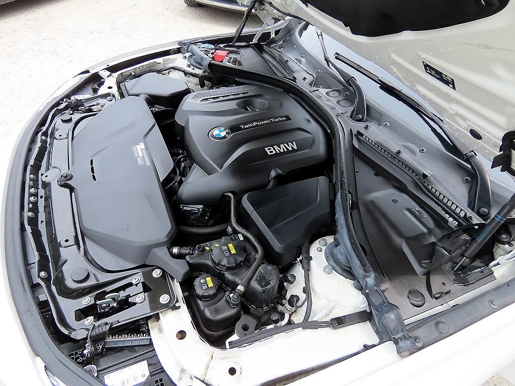 BMW 3시리즈 3시리즈 (F30) 330i M 스포츠 쉐도우 이미지 19
