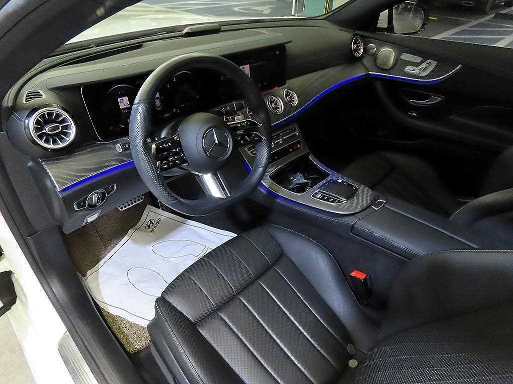 벤츠 E 클래스 E-클래스 W213 E450 4MATIC 쿠페 이미지 10
