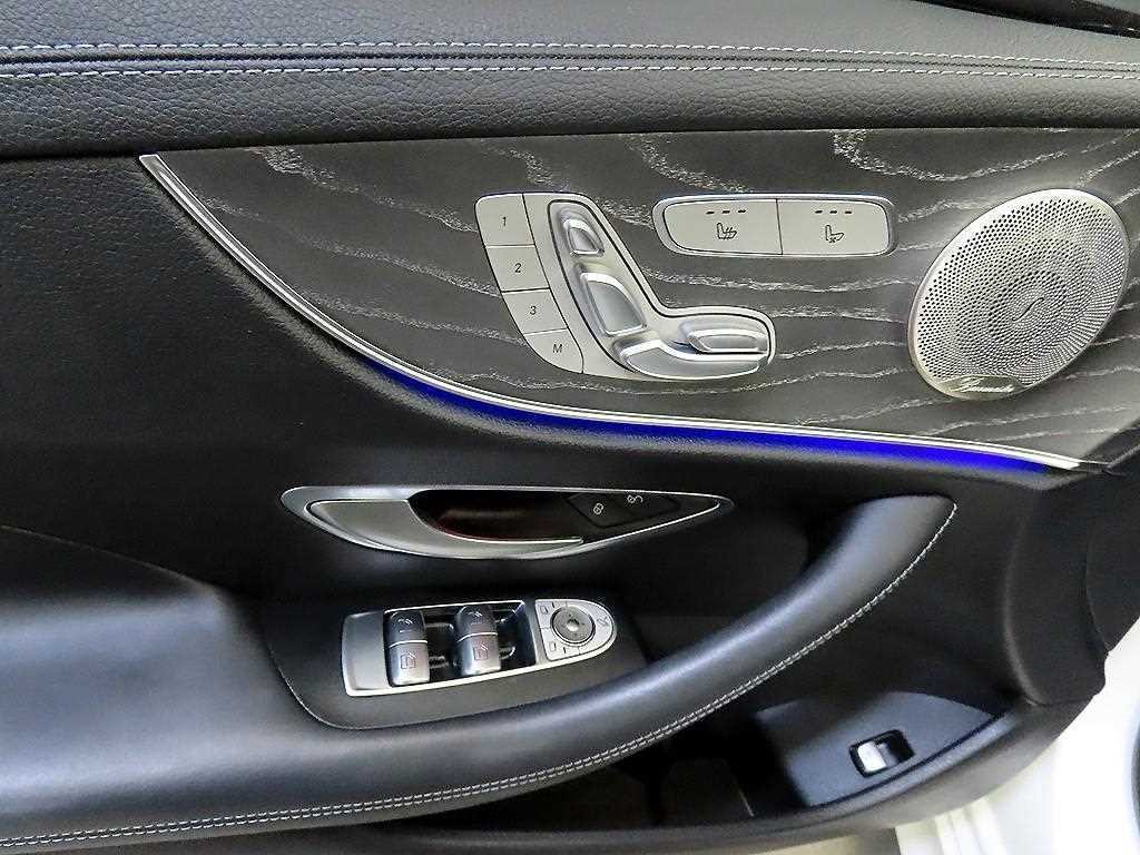 벤츠 E 클래스 E-클래스 W213 E450 4MATIC 쿠페 이미지 14