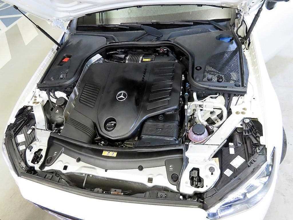 벤츠 E 클래스 E-클래스 W213 E450 4MATIC 쿠페 이미지 19