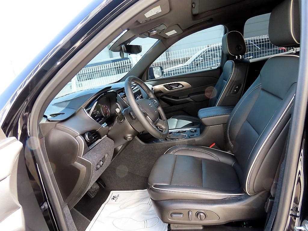 쉐보레 트래버스 3.6 AWD 레드라인 이미지 5