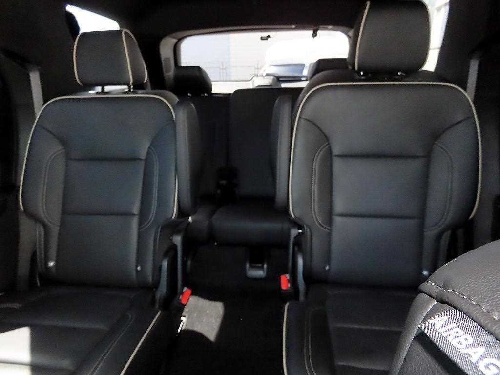 쉐보레 트래버스 3.6 AWD 레드라인 이미지 7