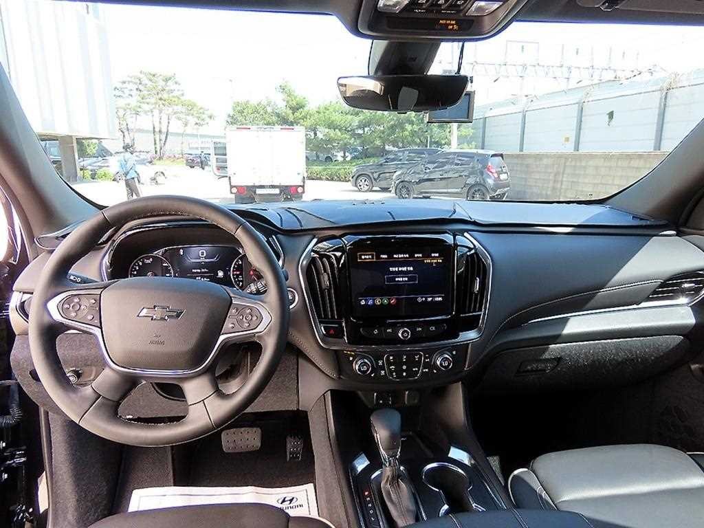 쉐보레 트래버스 3.6 AWD 레드라인 이미지 8