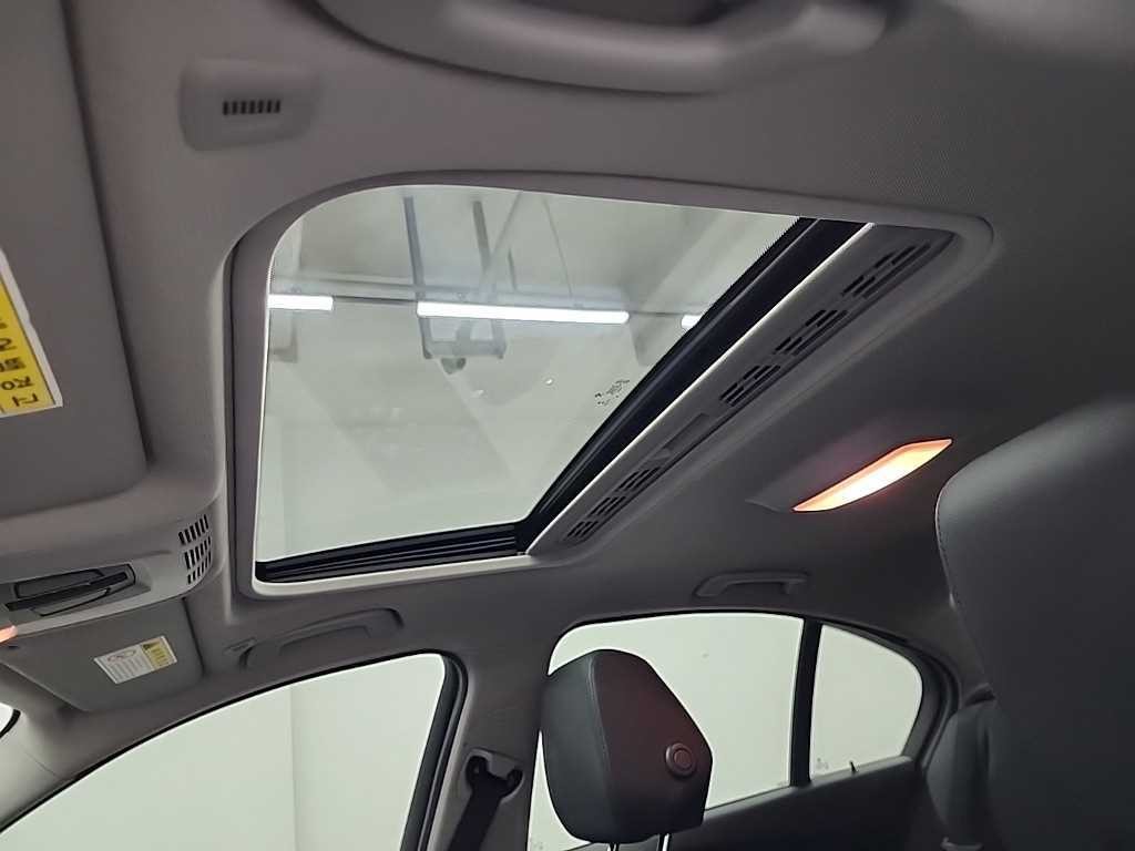 BMW 3시리즈 3시리즈 (F30) 320d xDrive 이미지 14