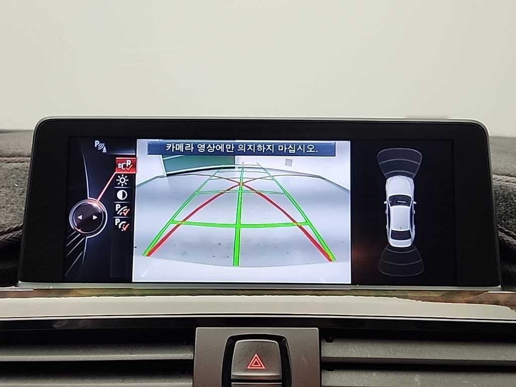 BMW 3시리즈 3시리즈 (F30) 320d xDrive 이미지 16