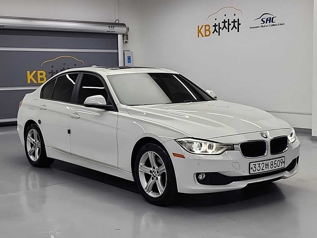 BMW 3시리즈 3시리즈 (F30) 320d xDrive 이미지 4